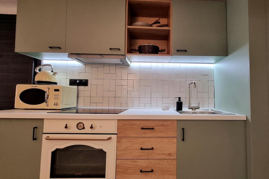 μπροστά στη πλατεία ναυαρίνου/τσιμισκη Apartmán Soluň